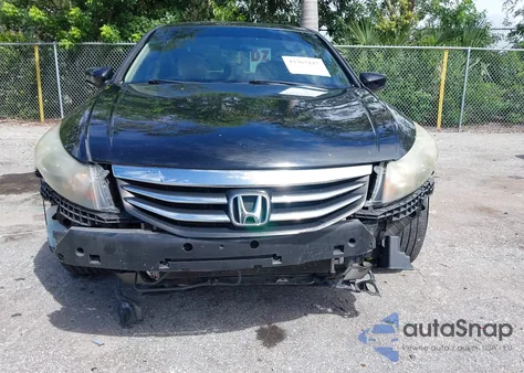 2012 Honda Accord 2.4 Ex-L from USA, damaged, VIN 1HGCP2F88CA033992